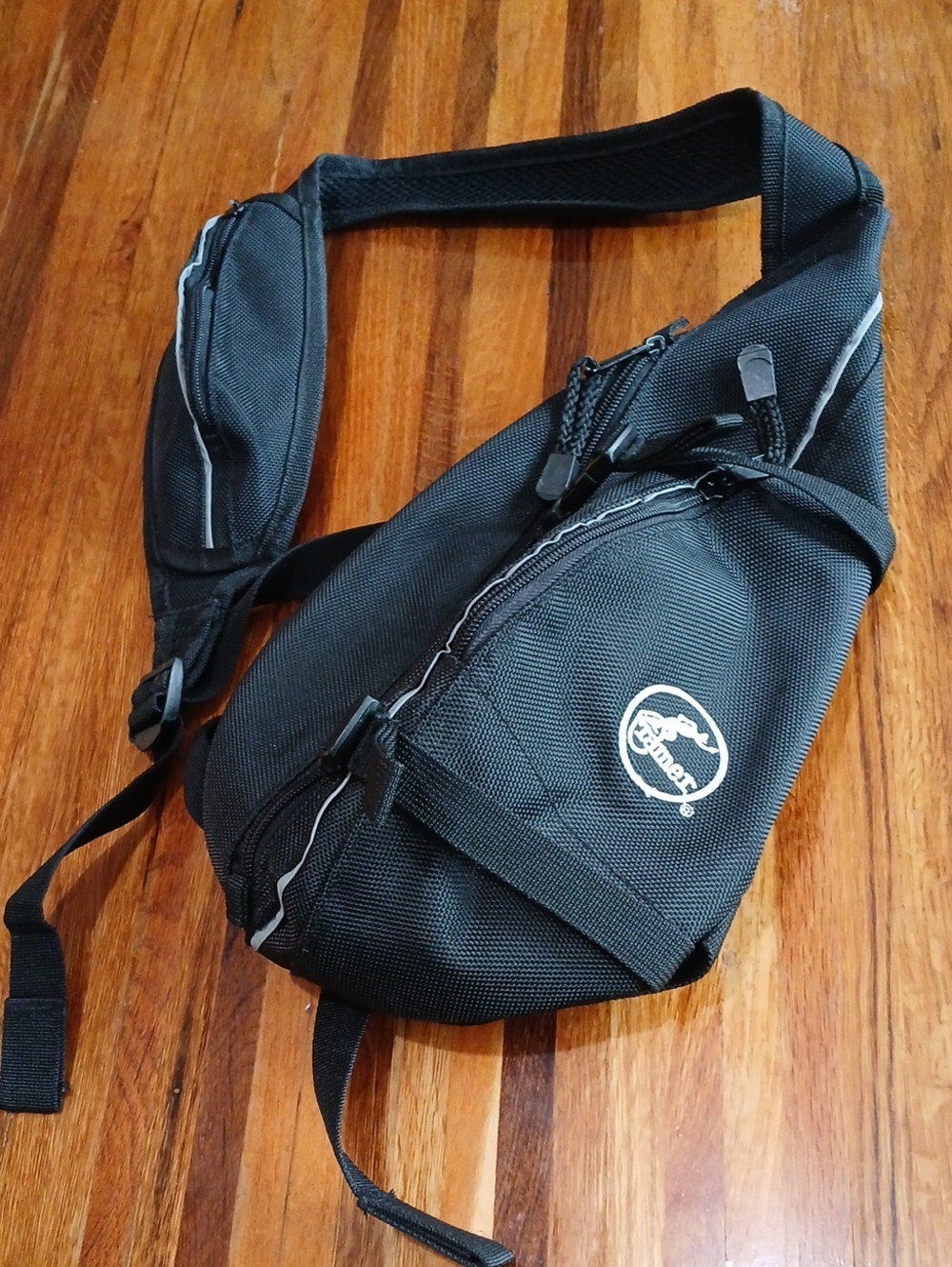 Cramer AT Messenger Sling Bag -  Black